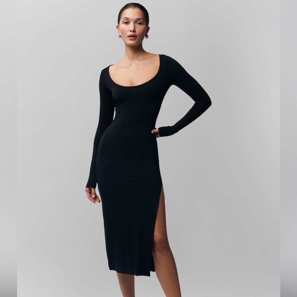 Elegant Black Long Sleeve Sander Dress side small